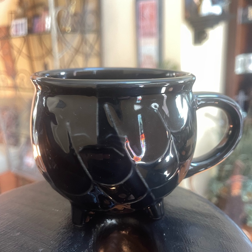 NEW Threshold BLACK CAULDRON Spider web Halloween 12 oz Coffee Mug 3 leg